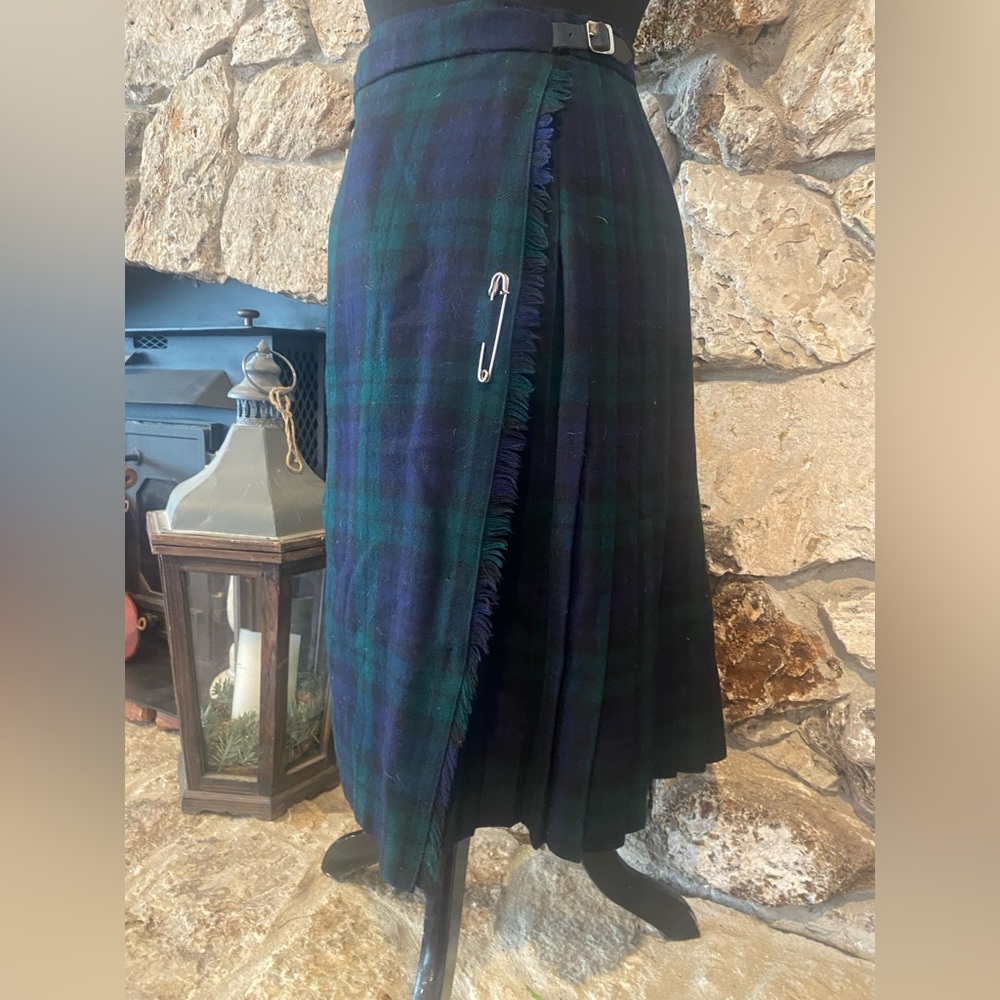 Vintage Wool Navy and Green long wrap skirt Sz 12